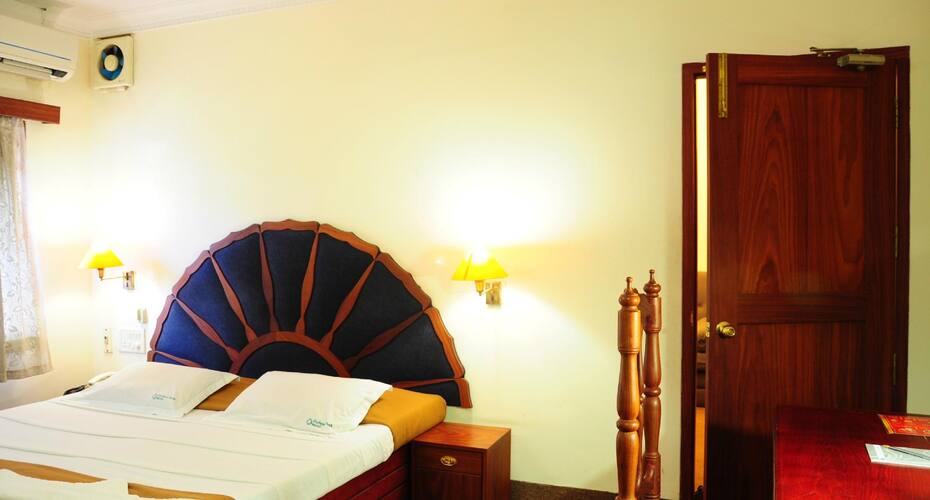 Paulson Park Hotel, Kochi 4